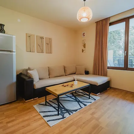 Family Garden In Complex Iglika With Available Parking * Nisipurile de Aur