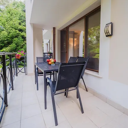 Family Garden In Complex Iglika With Available Parking Apartament