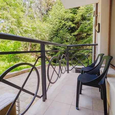 Family Garden In Complex Iglika With Available Parking