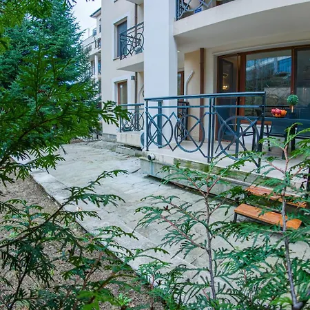 Apartament Family Garden In Complex Iglika With Available Parking